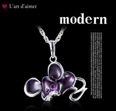 Fashion Crystal Mouse Pendant Women Necklace Purple
