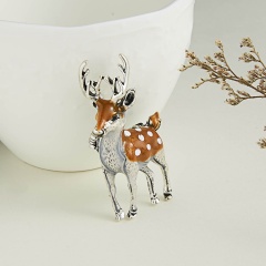 Fashion Elephant Sika Deer Bird Animal Brooch Pin Wedding Costume Christmas Gift Deer