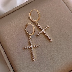 Inlaid Rhinestone Cross Earring Gold