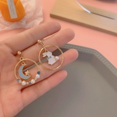 S925 Needle MoonRabbit With Pearl Gold Earrings Blue